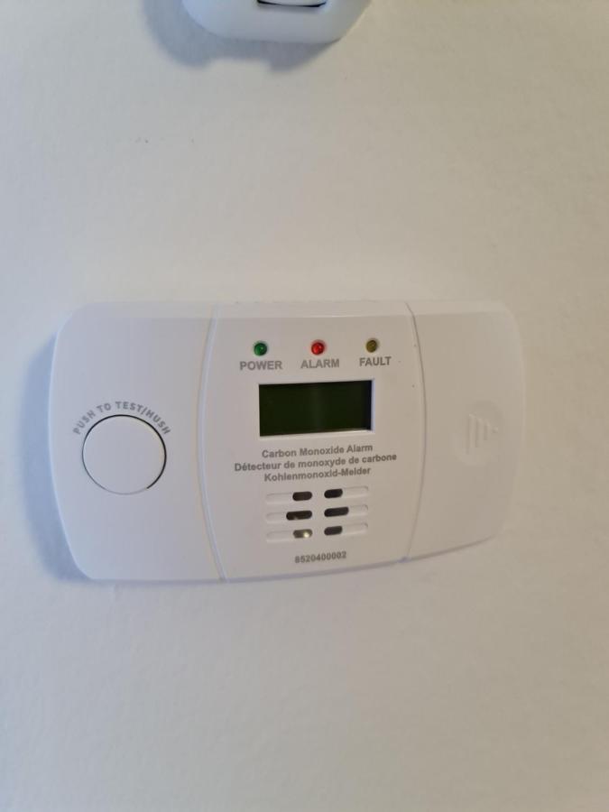 Apartment Pemper - Self check in&check out Otočac Esterno foto