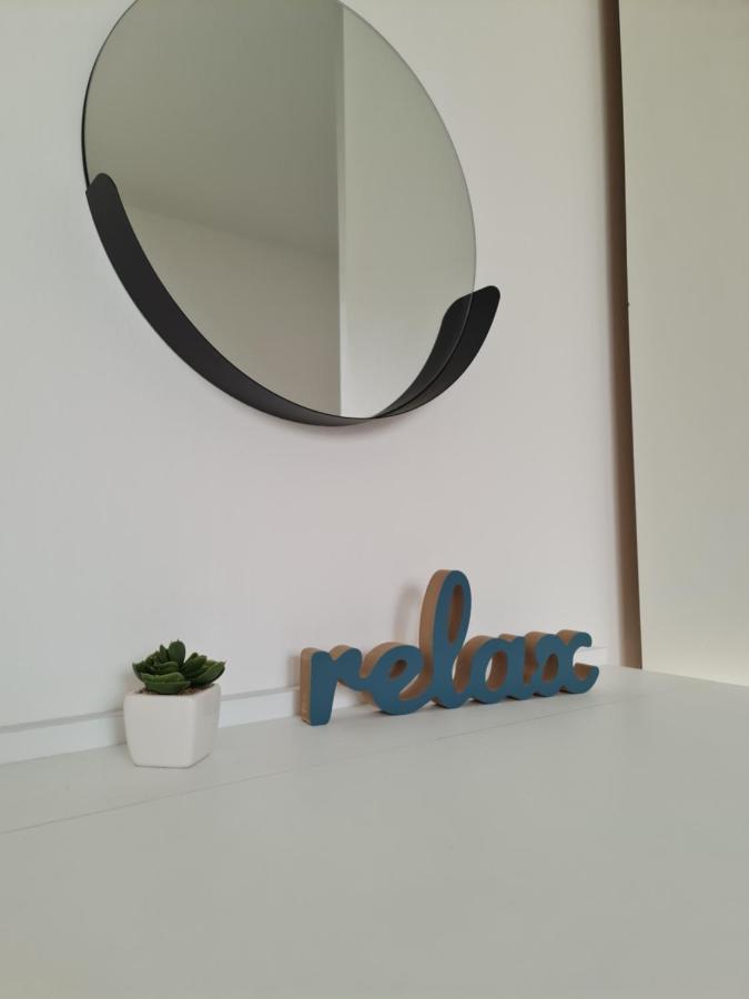 Apartment Pemper - Self check in&check out Otočac Esterno foto